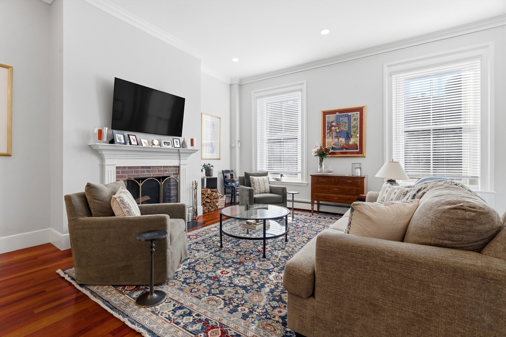24 Marlborough St #6 in Boston