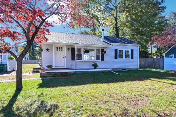 17 Cynthia in Pembroke