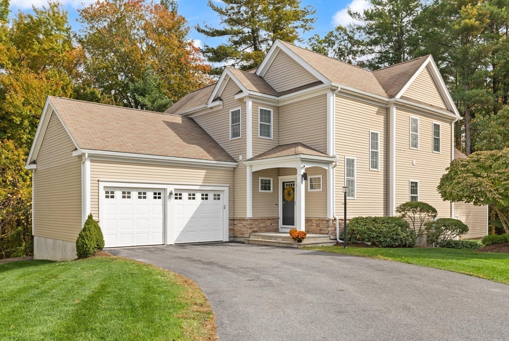 35 Daisy Ln #35 in Raynham