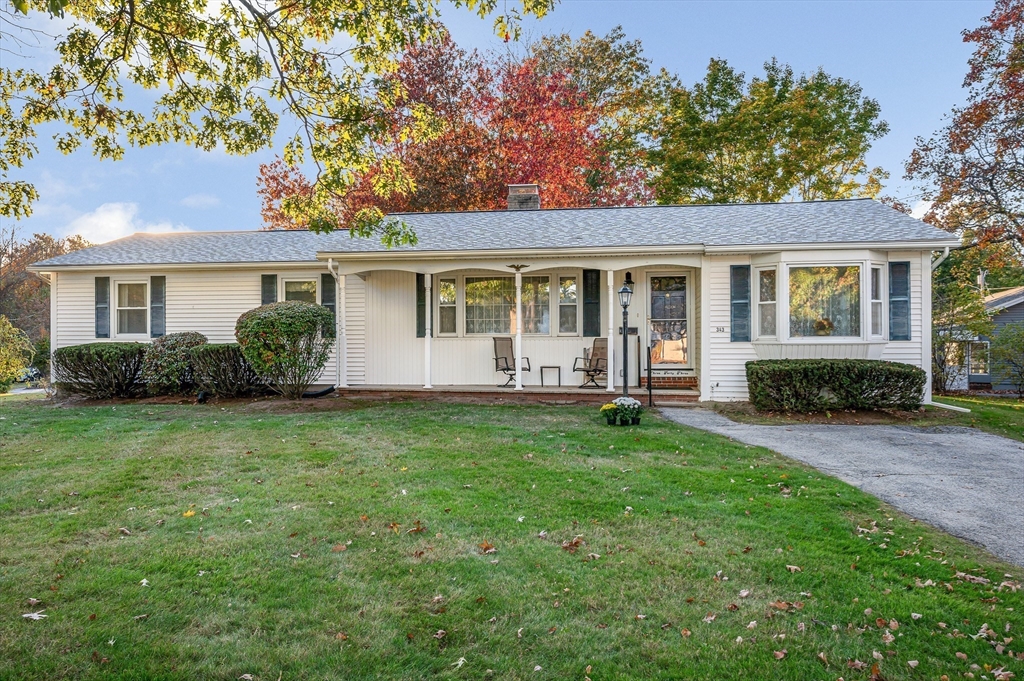 343 Clark Road in Lowell
