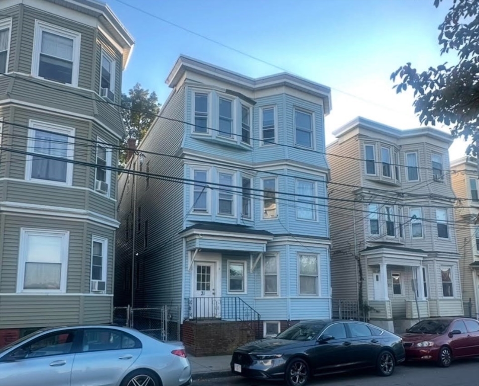 31 Library St in Chelsea