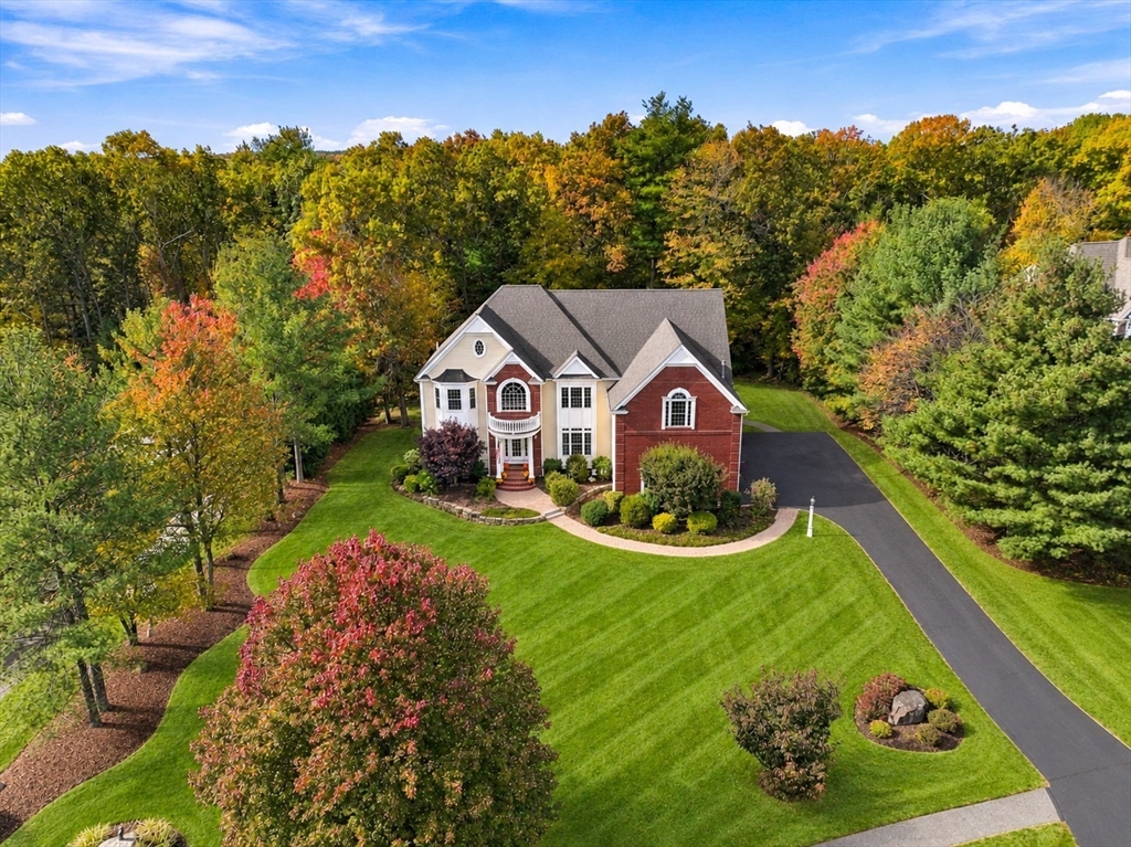8 Connelly Hill Road in Hopkinton