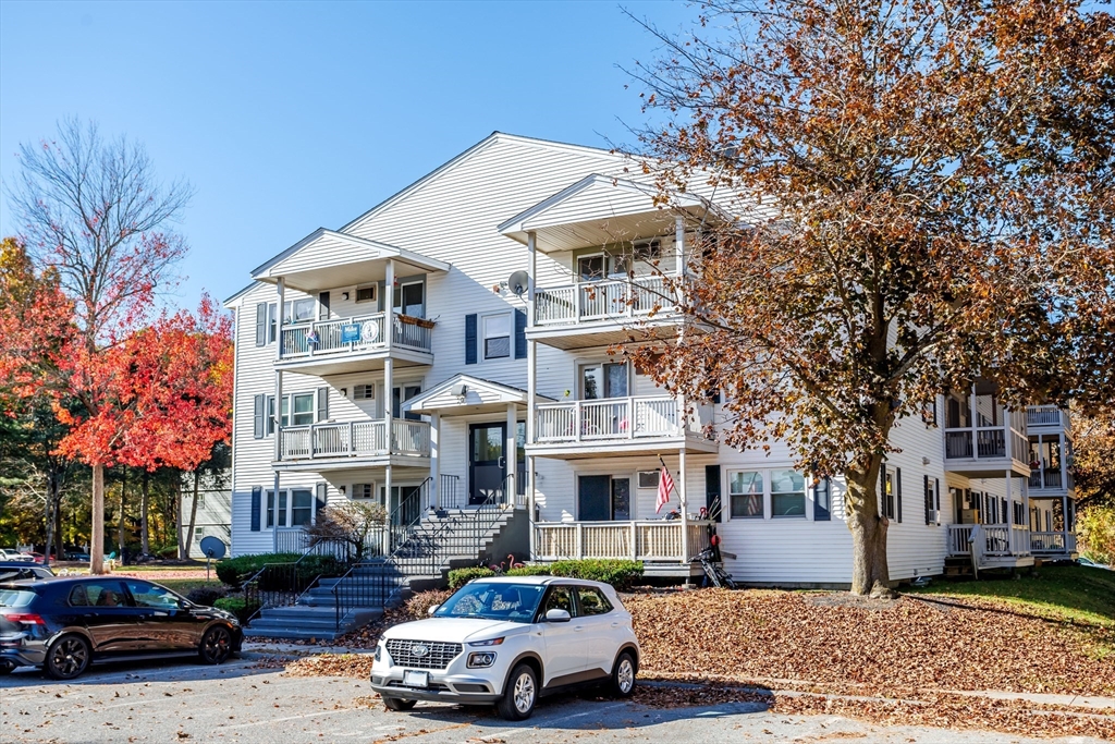 10 Abbey Rd #103 in Leominster