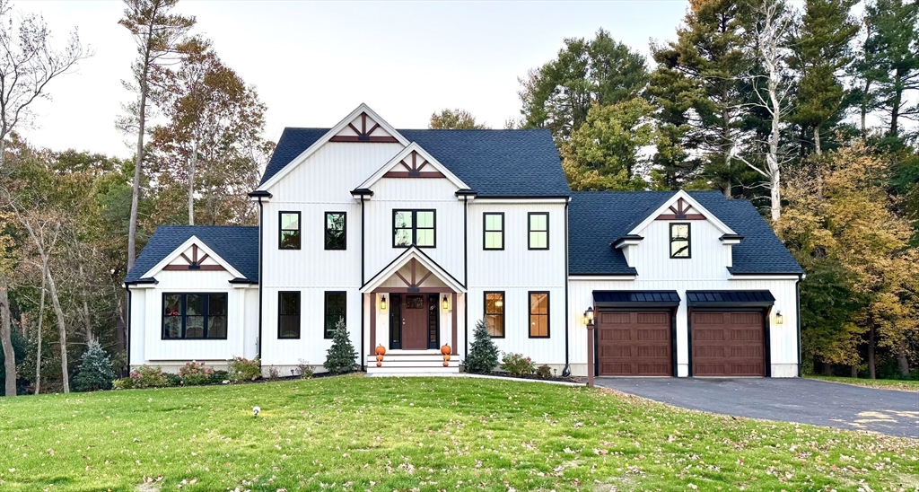 119 S Elm St in West Bridgewater