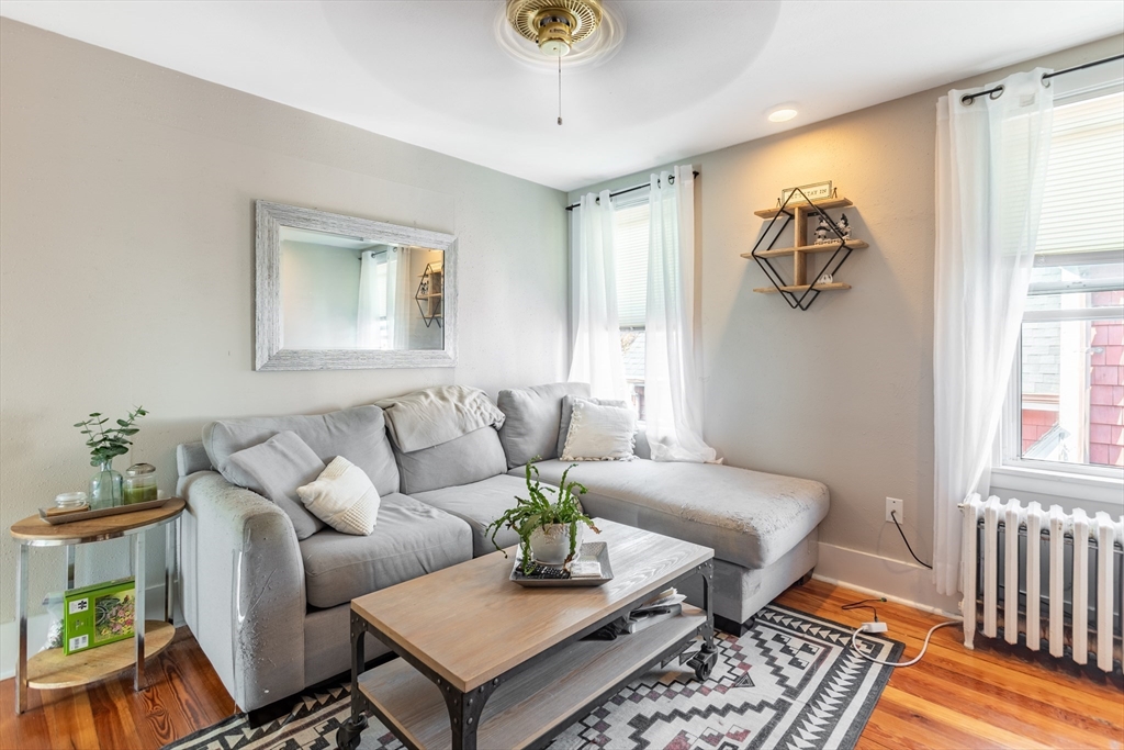 50-52 Bowdoin St in Winthrop