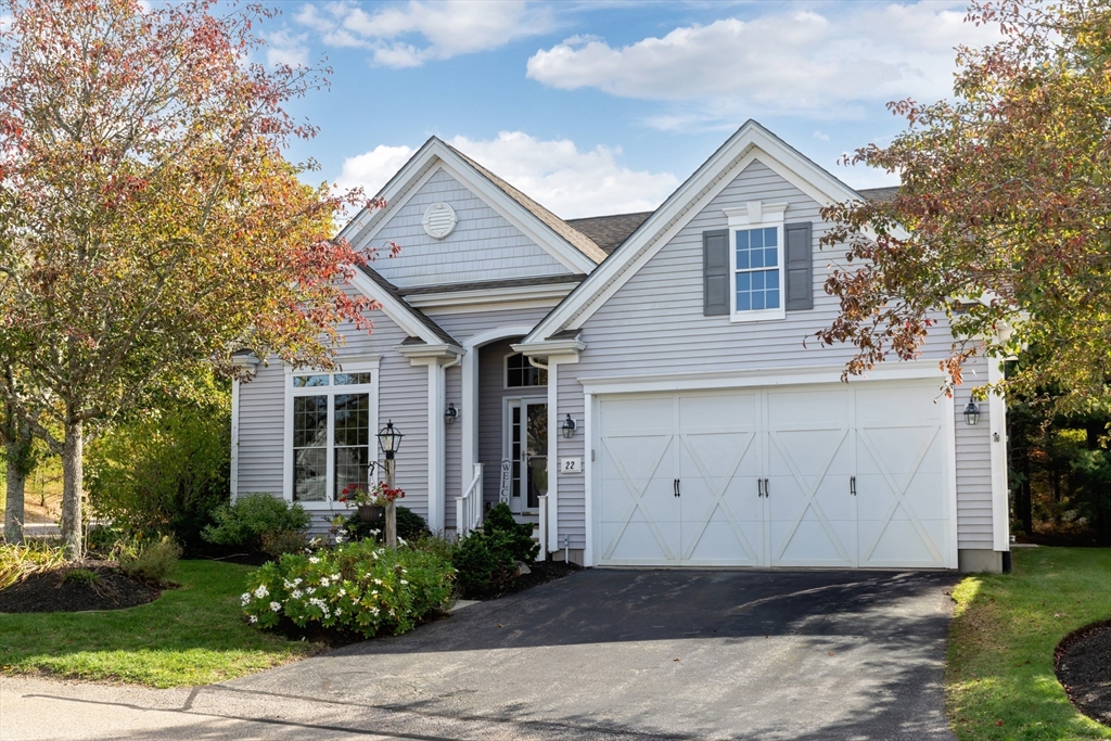 22 Picket Fence in Plymouth