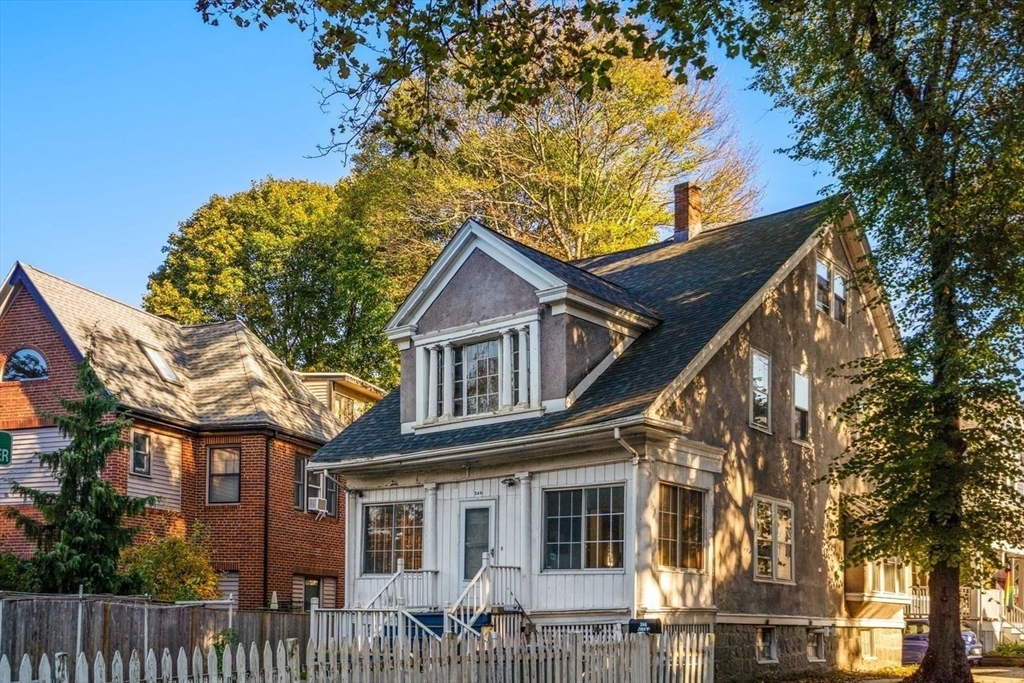 244 Jamaicaway in Jamaica Plain