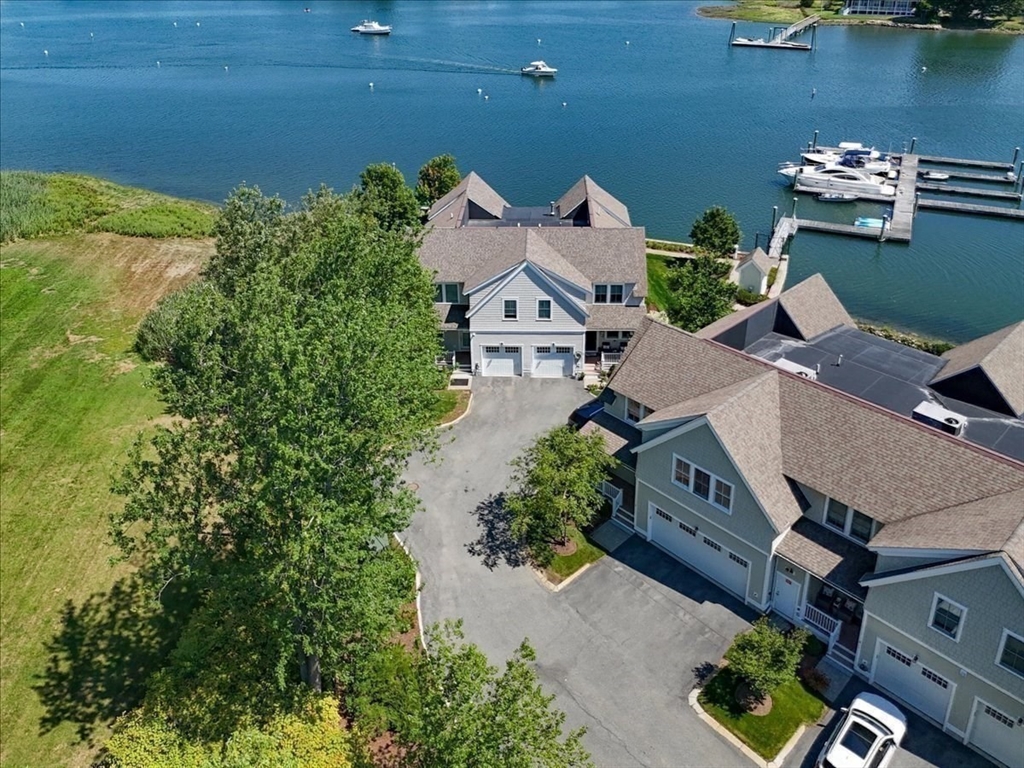 58 River St in Danvers