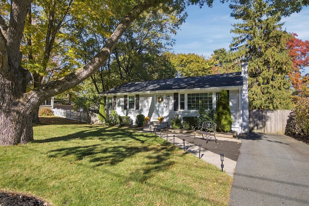 22 Morse St in East Walpole
