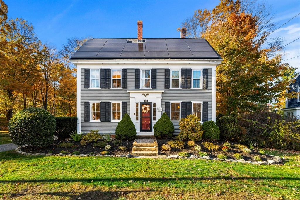 832 Main St in West Newbury