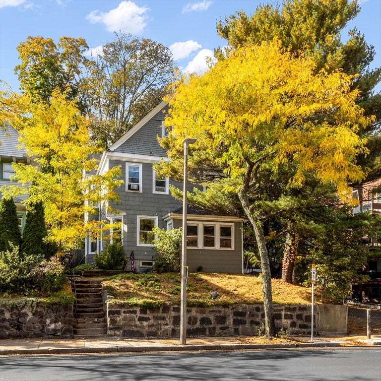 537 Talbot Ave in Dorchester Center