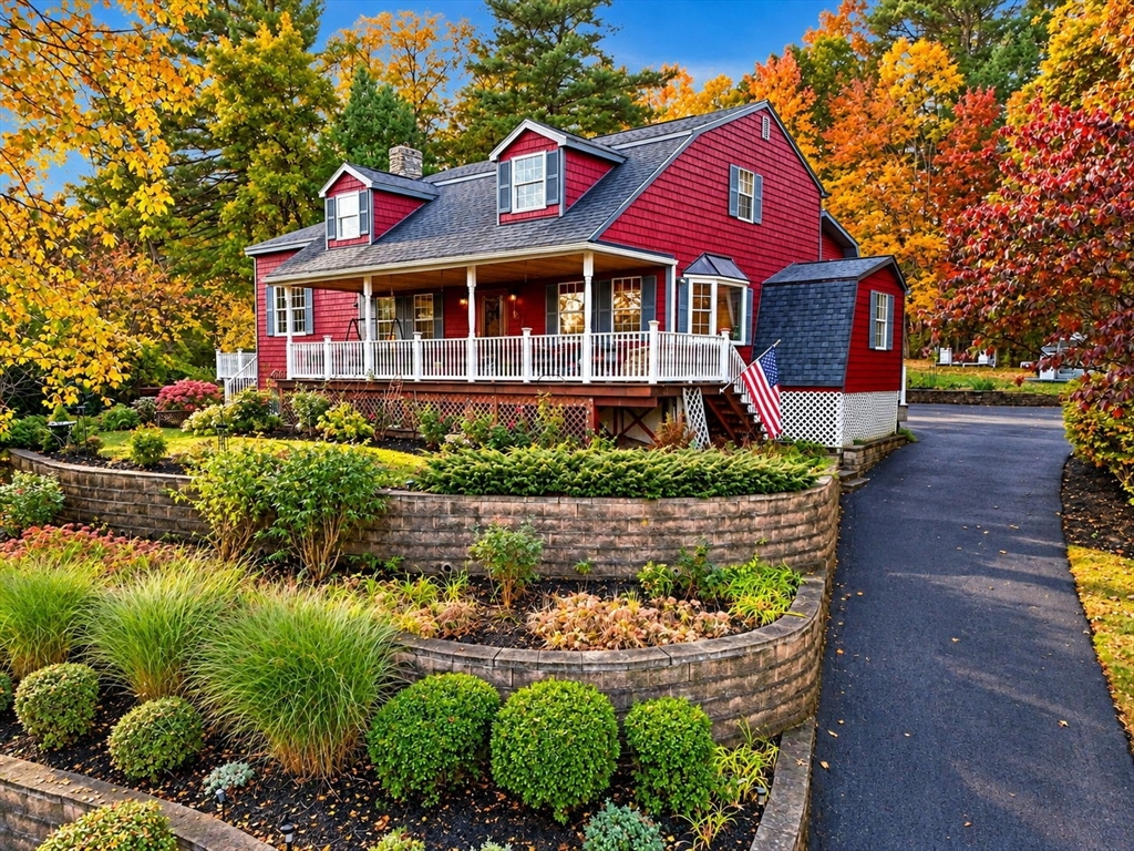 18 Jewel Cir in Methuen