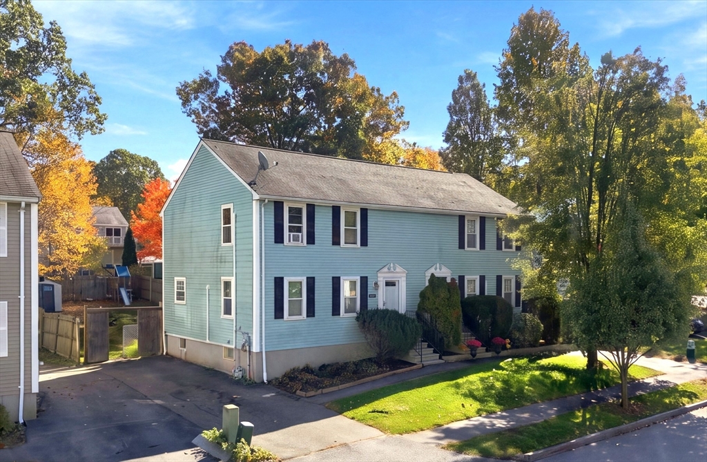 43 Vincent Cir in Worcester