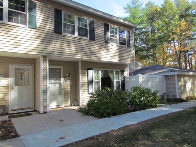 203 Edgebrook Dr #203 in Boylston