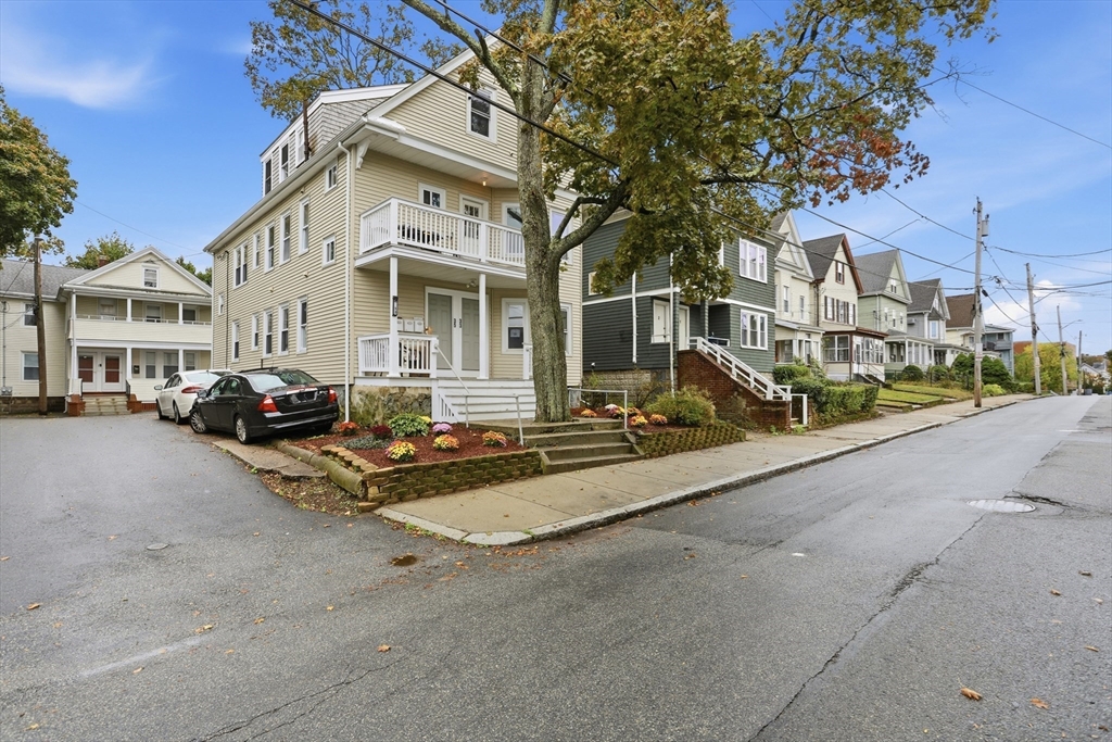 33-35 Upham St in Malden