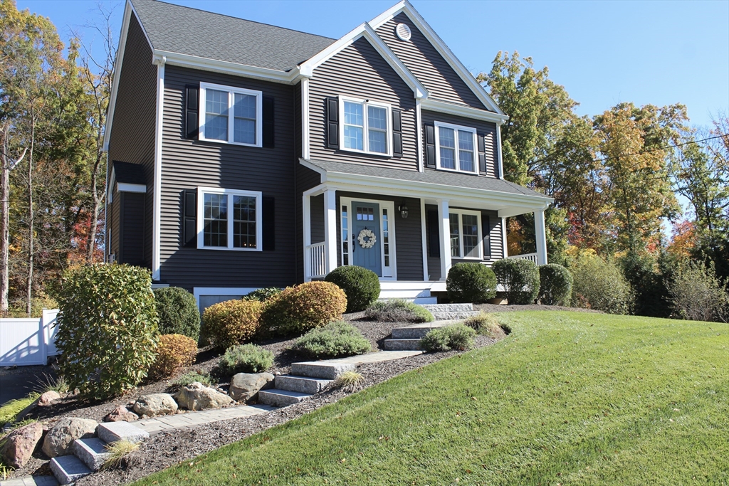 25 Kayleigh Lyn Ln in Attleboro