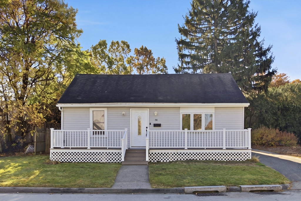 58 Glezen St in Worcester
