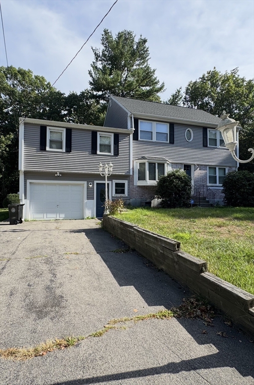 30 Lloyd Ave in Wrentham