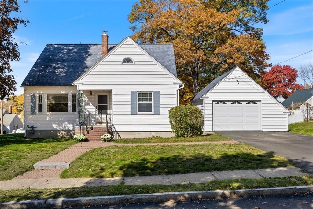 12 Emery St in Methuen
