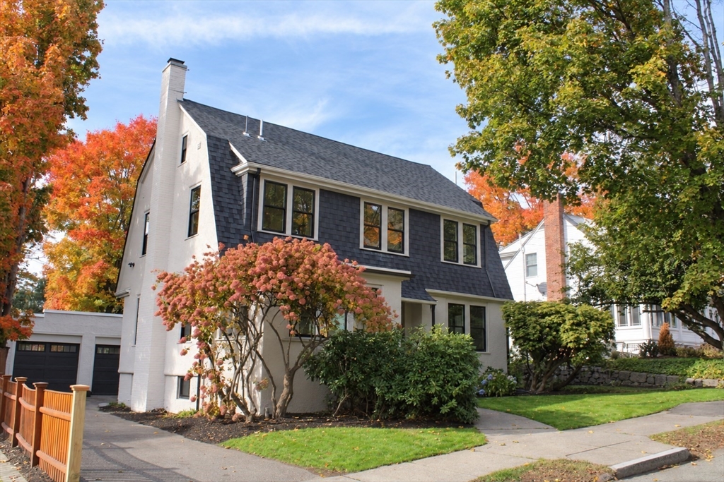 73 Davis Ave in West Newton