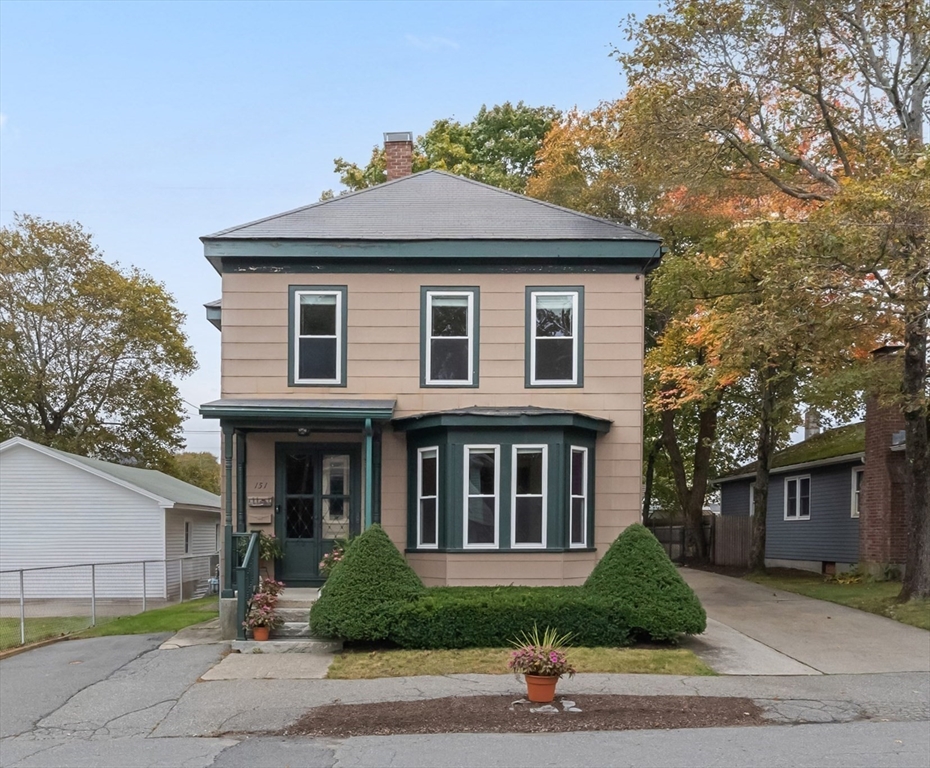 151 West St in Clinton