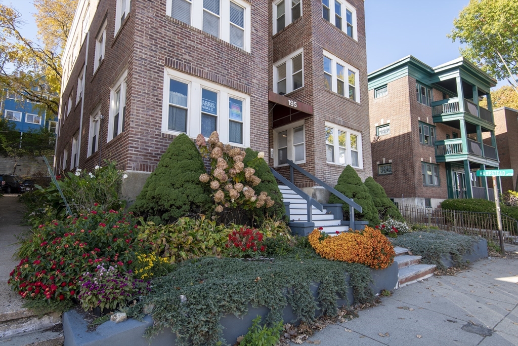 195 South St #5 in Jamaica Plain
