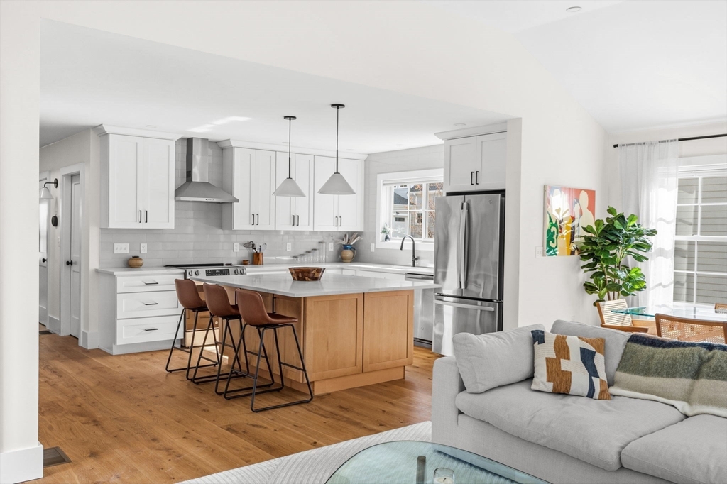 74 Congress St #3 in Pembroke