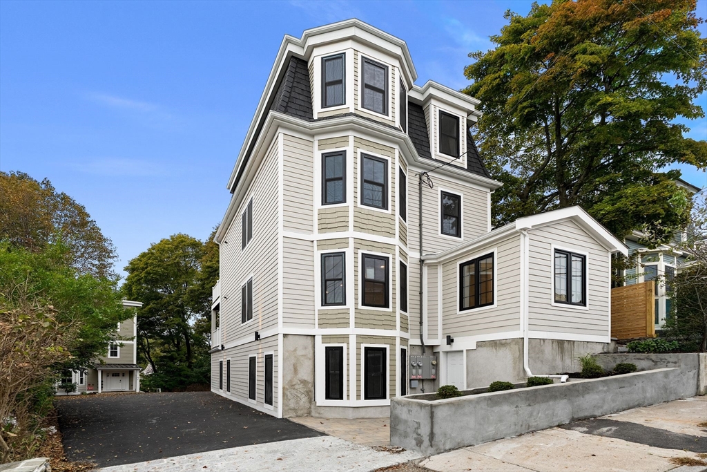 79 Sheridan St #1 in Jamaica Plain