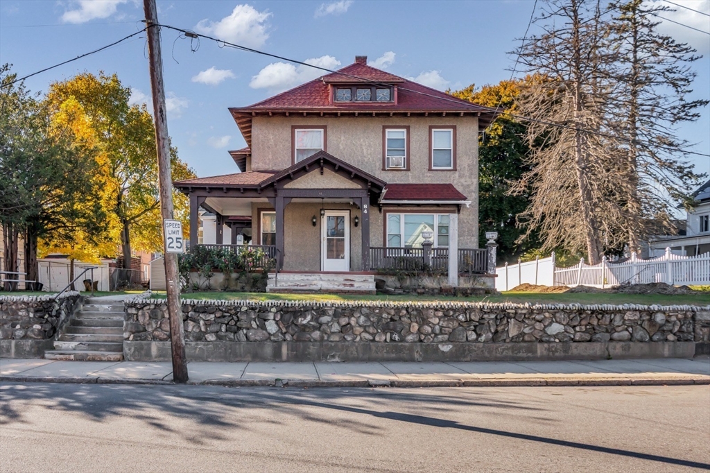 84 E Haverhill St in Lawrence