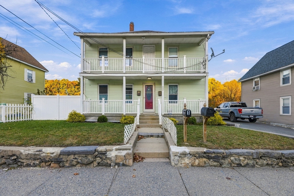 346 Central St in Leominster