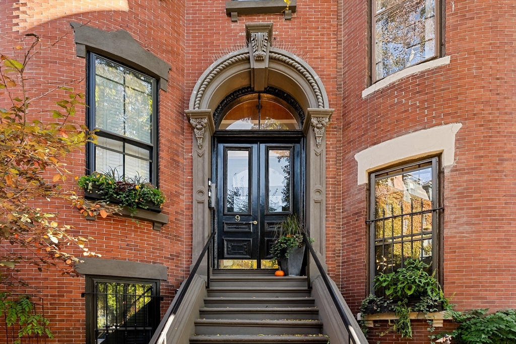 9 Upton St #2 in Boston