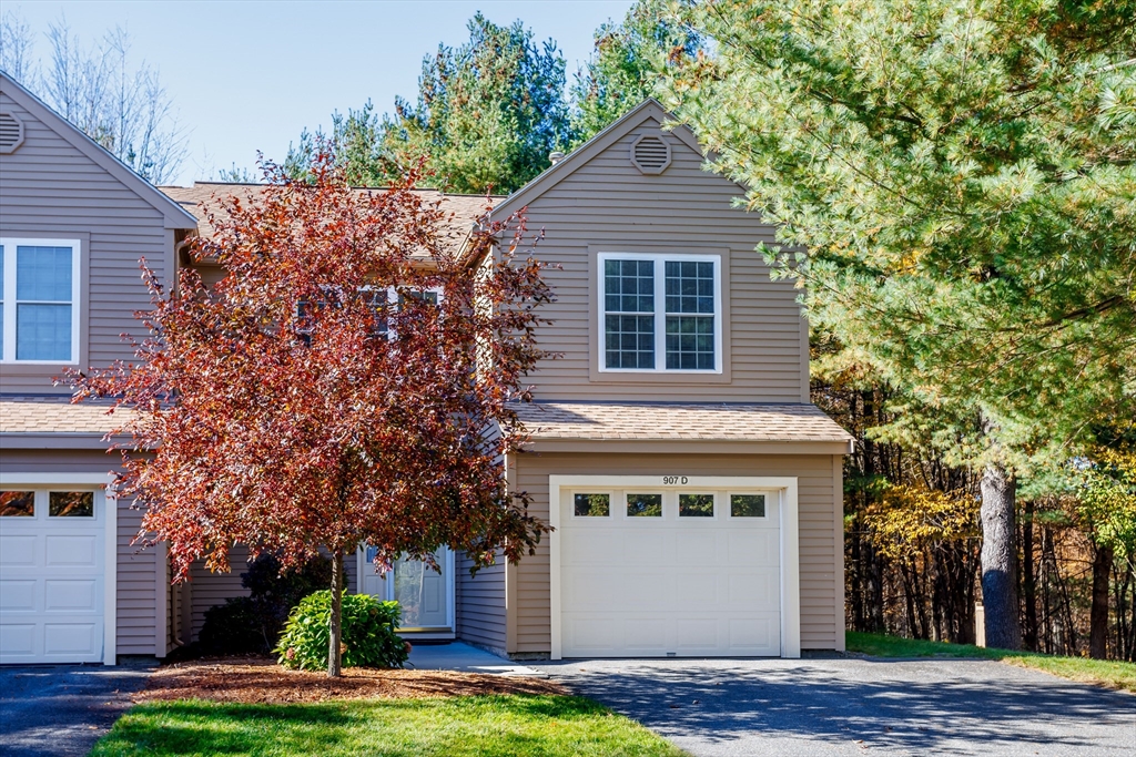 907 Ridgefield Cir #D in Clinton
