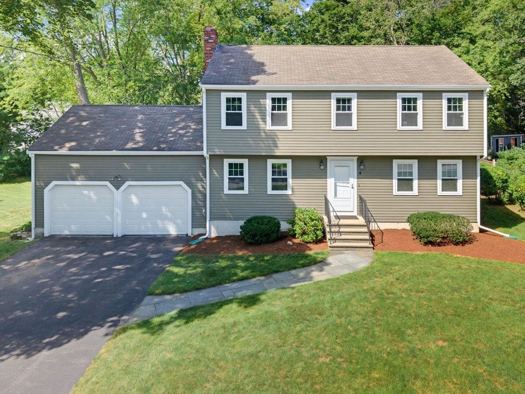 4 Lewis Drive in Medway