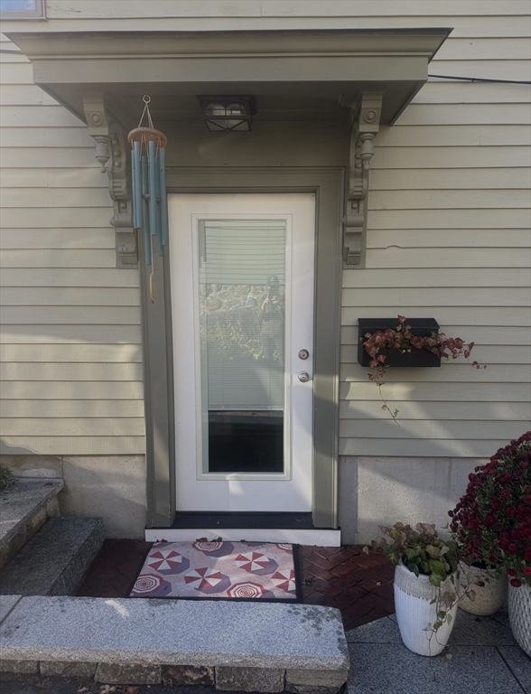 6 Traverse St #1 in Gloucester