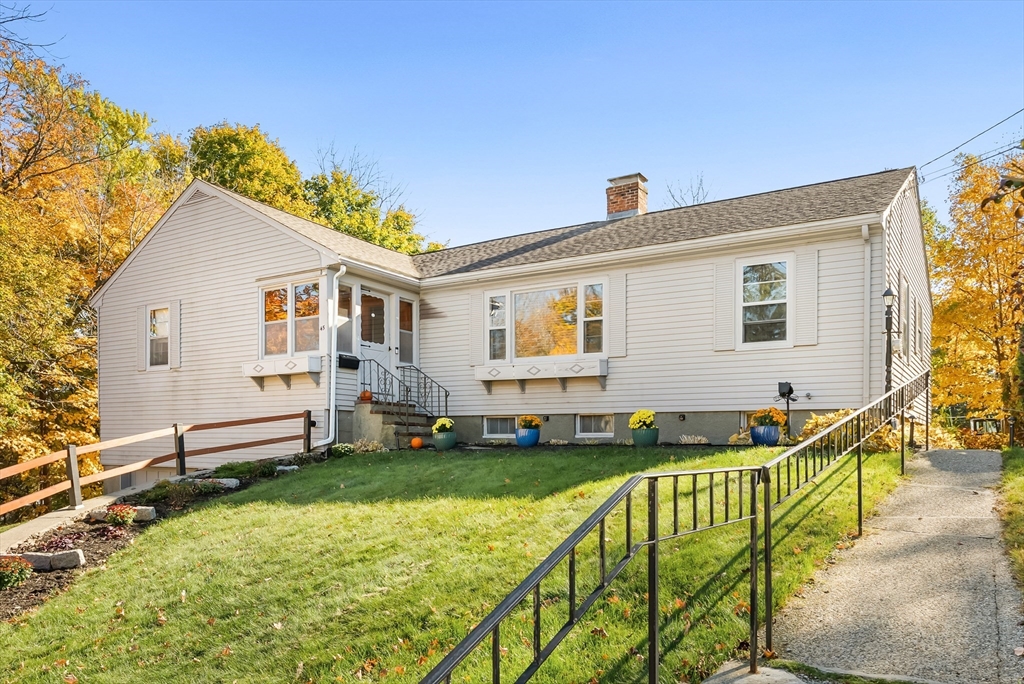 45 Hillcrest Rd in Marlborough