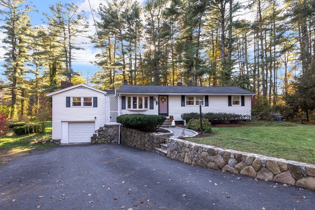 478 Prentice Street in Holliston