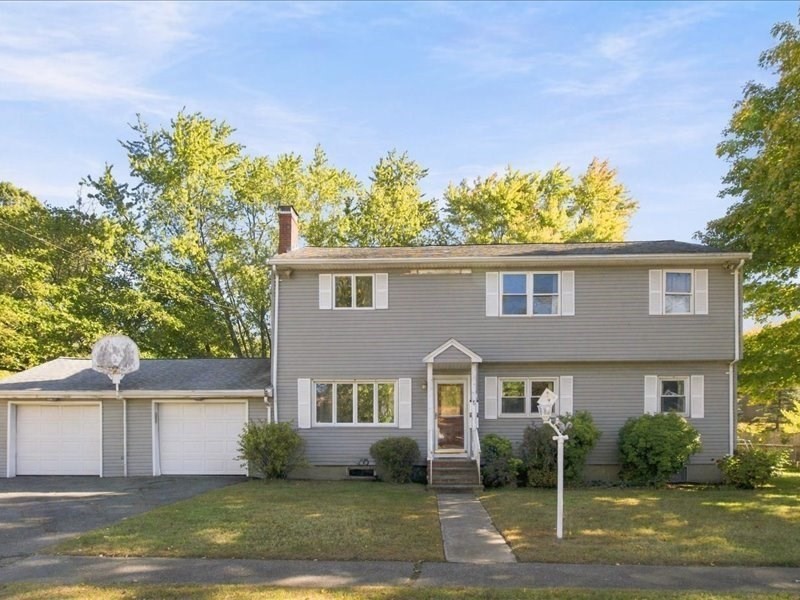 5 Donegal Rd in Peabody