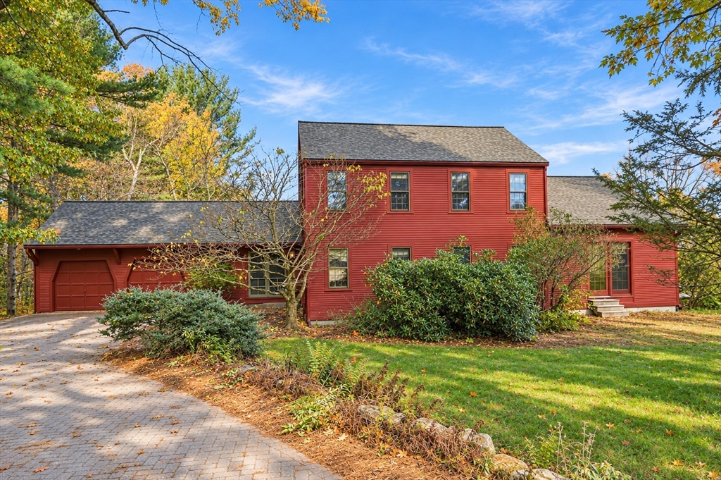 355 Old Littleton Rd in Harvard