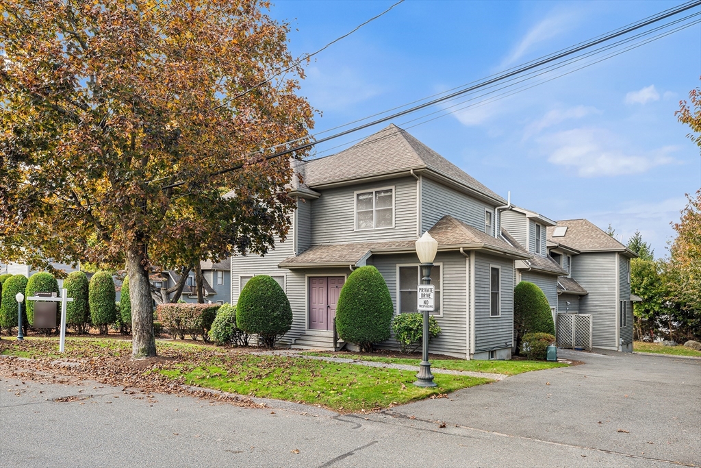 47 Moraine St #47 in Belmont